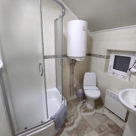 Guest house фенікс *