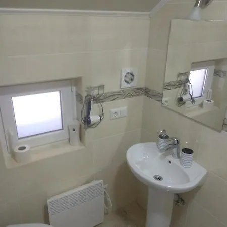 Guest house фенікс *