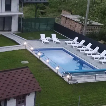 фенікс Guest house