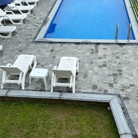фенікс Guest house