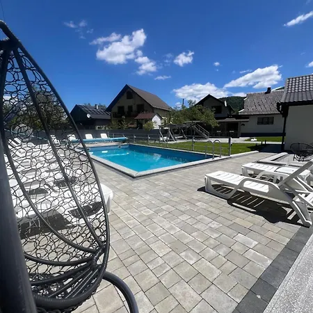 Guest house фенікс Yaremche
